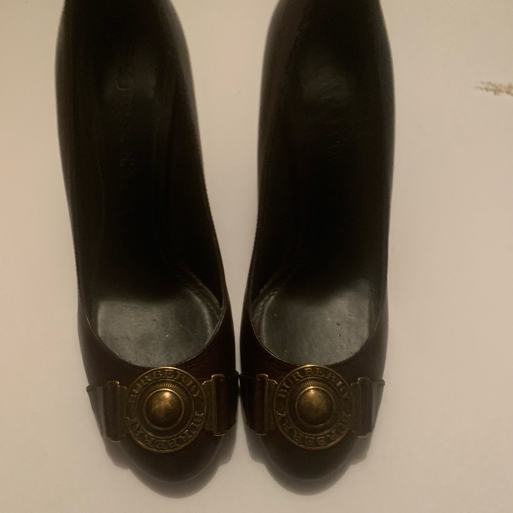 Burberry Grany leather pump